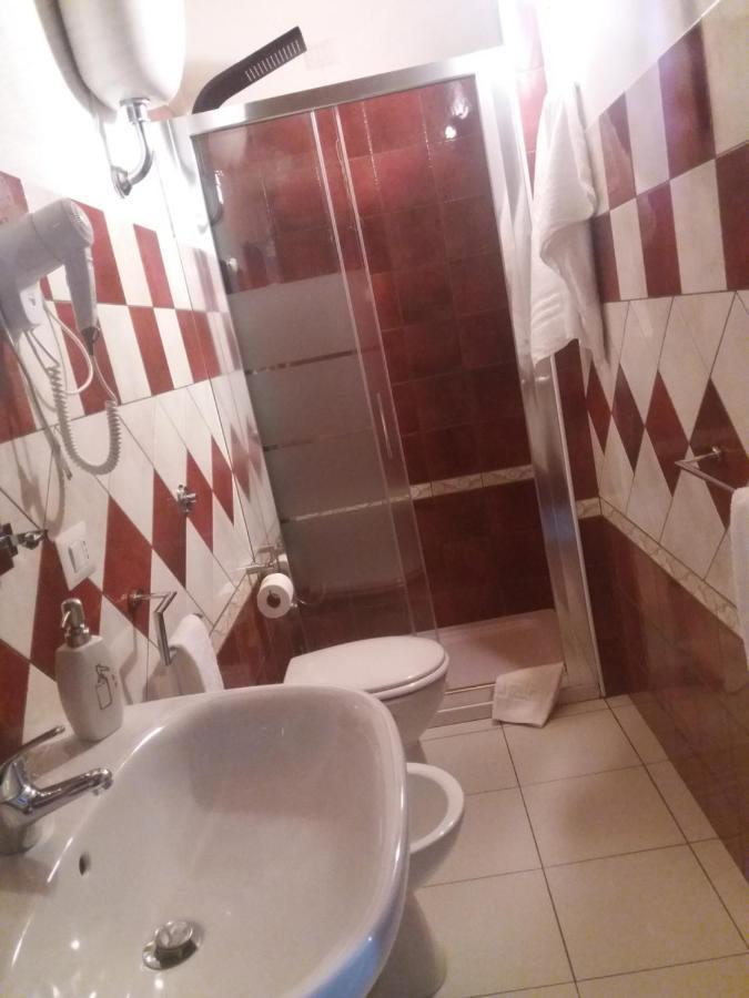 Bed and Breakfast Su Casciu Боза Екстер'єр фото