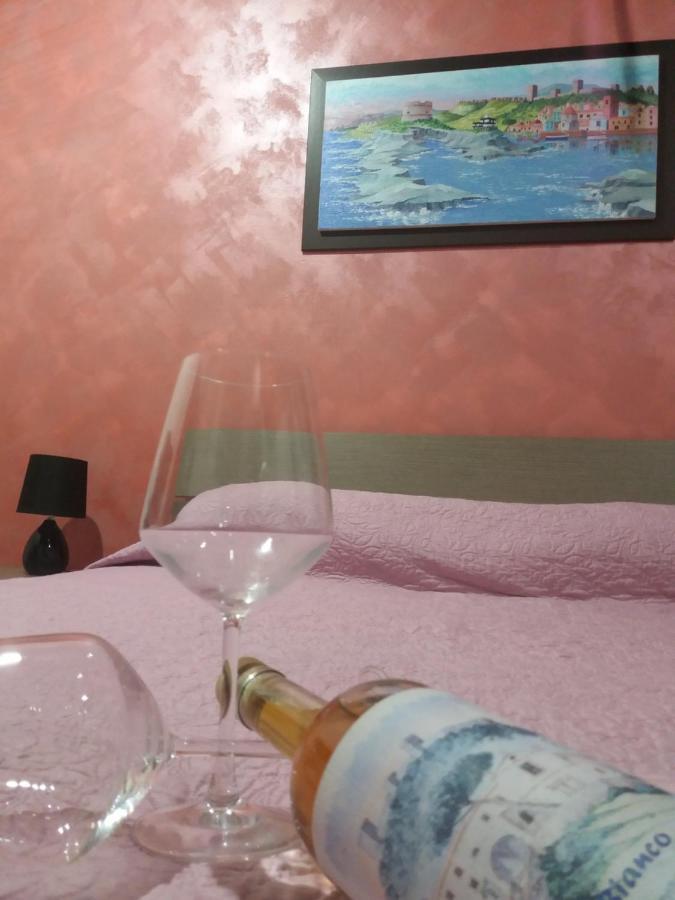 Bed and Breakfast Su Casciu Боза Екстер'єр фото