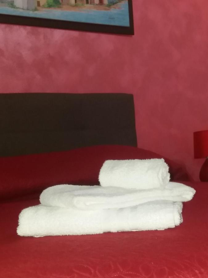 Bed and Breakfast Su Casciu Боза Екстер'єр фото