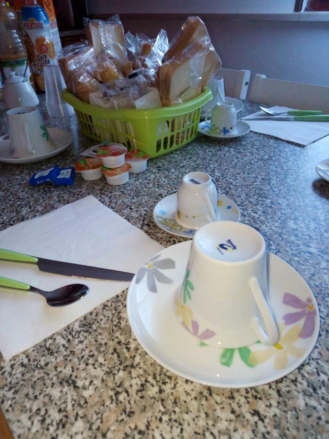 Bed and Breakfast Su Casciu Боза Екстер'єр фото