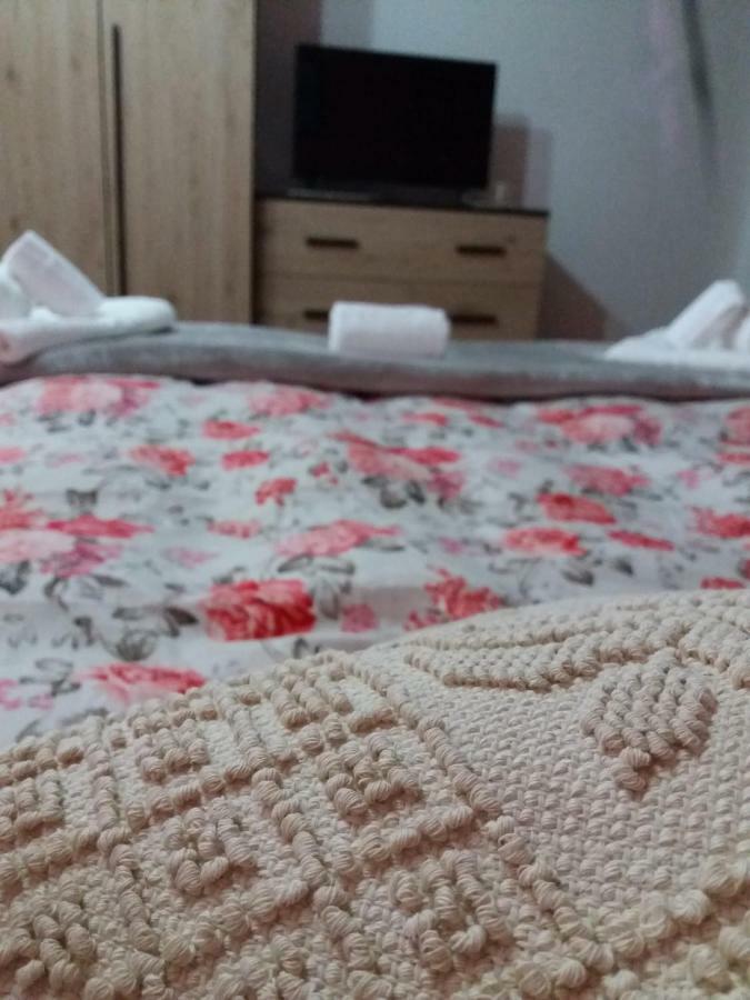 Bed and Breakfast Su Casciu Боза Екстер'єр фото